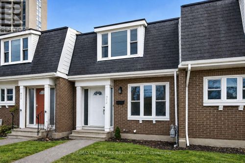 912 S Dynes Road S, Ottawa, ON, K2C0G8 | Card Image