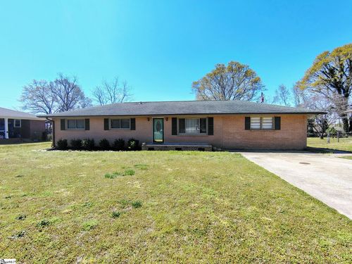 2600 Warren Dr, Anderson, SC, 29621-6738 | Card Image