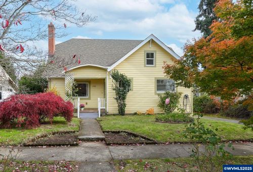 1740 Berry St Se, Salem, OR, 97302-3005 | Card Image