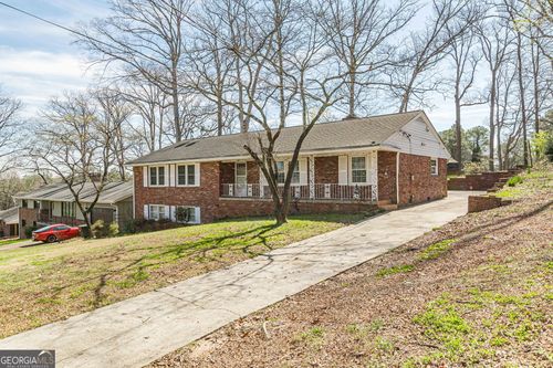 2110 Lavista Cir, Hapeville, GA, 30354-1504 | Card Image