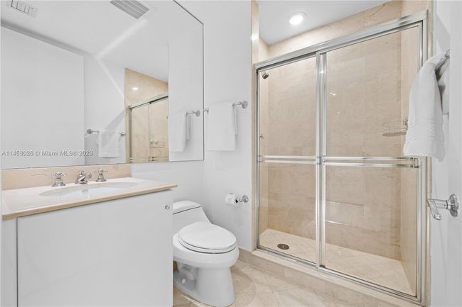 APT-3207 - 100 S Pointe Dr, Condo with 4 bedrooms, 5 bathrooms and null parking in Miami Beach FL | Image 28