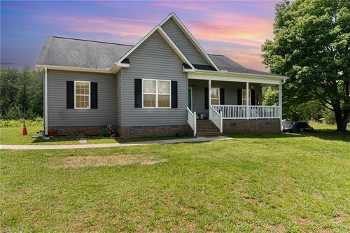 4242 Lake Ridge Ct, Ramseur, NC, 27316-8764 | Card Image