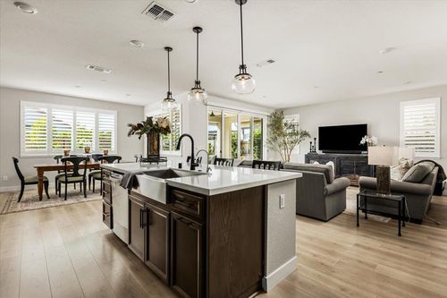 1112 Trout Creek Ln, Lincoln, CA, 95648-8198 | Card Image