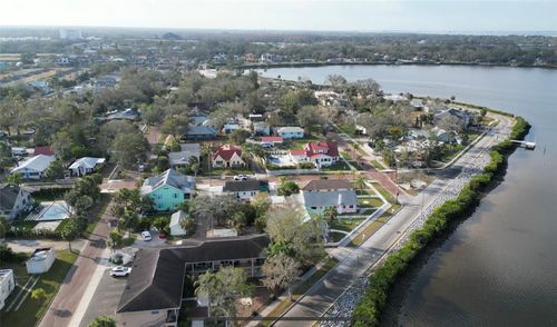410 W Lemon St, TARPON SPRINGS, FL, 34689-3527 | Card Image