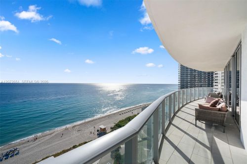 1001-4111 S Ocean Dr, Hollywood, FL, 33019-3055 | Card Image