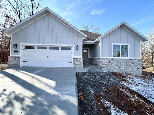 21 Kirkconnel Ln, Bella Vista, AR, 72715-2804 | Card Image