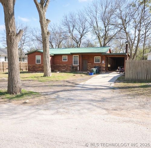 604 E Freeman Ave, Davis, OK, 73030-3354 | Card Image