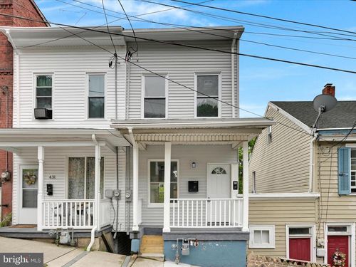 429 E Arch St, POTTSVILLE, PA, 17901-2605 | Card Image