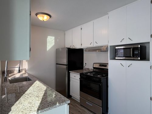 16563 Fishing Ave W, Rosemount, MN, 55068-1434 | Card Image