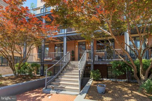 c-03-2412 17th St Nw, WASHINGTON, DC, 20009-2767 | Card Image