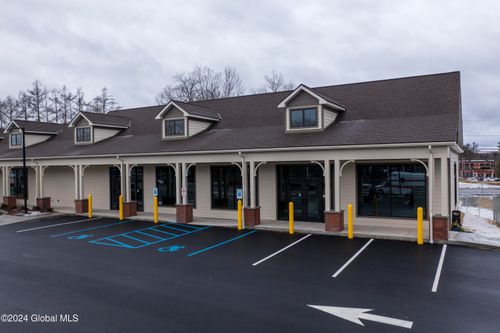 230 Church Ave, Ballston Spa, NY, 12020-3613 | Card Image