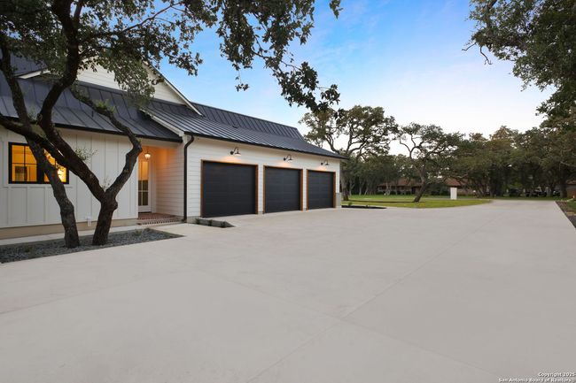 133 Sequoia Dr, House other with 4 bedrooms, 4 bathrooms and null parking in Hollywood Park TX | Image 39