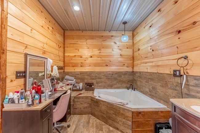 Custom Home and Acreage for Sale35 | Image 35