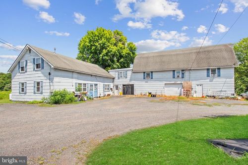 33 Allens Rd, Hightstown, NJ, 08520-4701 | Card Image