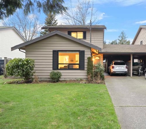 13507 15 Ave, Surrey, BC, V4A5H4 | Card Image