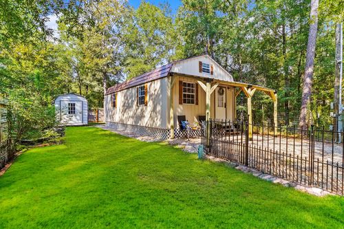 401 Deerfield, Livingston, TX, 77351-8575 | Card Image