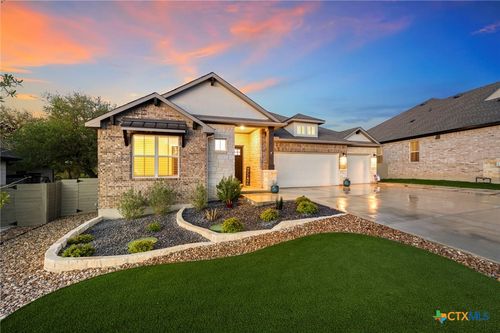 374 Bridle Trl, New Braunfels, TX, 78132-0152 | Card Image