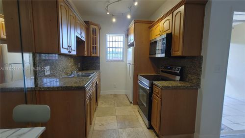 apt-108-421 Ne 1st St, Hallandale Beach, FL, 33009-4305 | Card Image