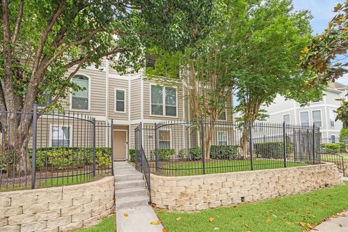 1244 W 18th St, Houston, TX, 77008-3343 | Card Image
