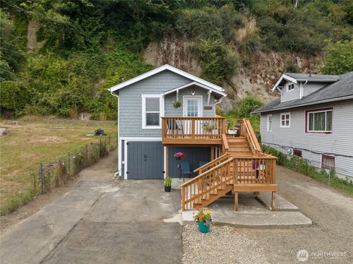 2613 Queets Ave, Hoquiam, WA, 98550-2920 | Card Image