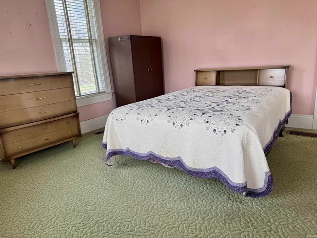 406 E Medcalf St, House other with 3 bedrooms, 1 bathrooms and null parking in Dale IN | Image 8