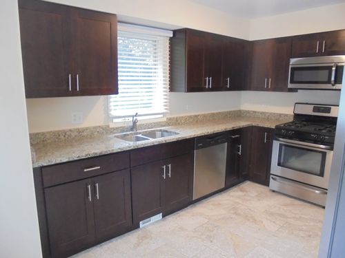 3693 Grandview Ave, Gurnee, IL, 60031-3739 | Card Image