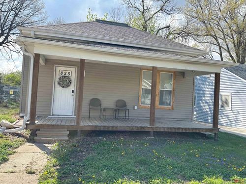 825 N 30th St, Lincoln, NE, 68503-2606 | Card Image