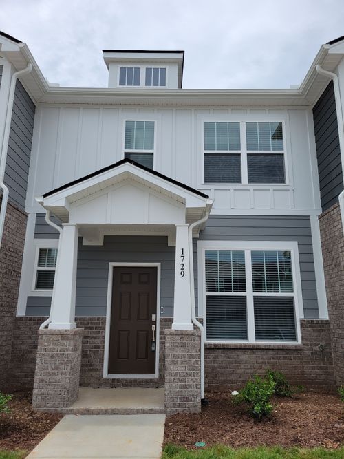 1729 Frodo Way, Murfreesboro, TN, 37128-0696 | Card Image