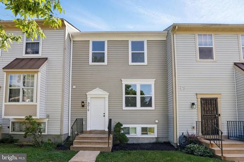 6019 Surrey Square Ln, DISTRICT HEIGHTS, MD, 20747-2957 | Card Image