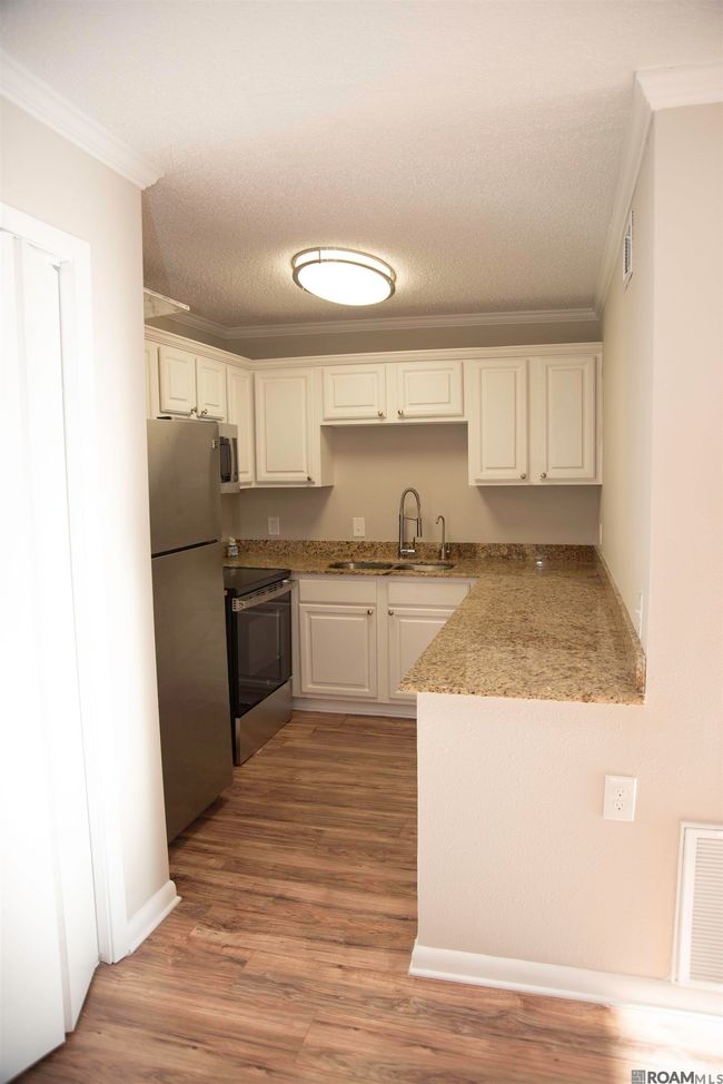 APT-200 - 4735 Government St, Condo with 1 bedrooms, 1 bathrooms and 2 parking in Baton Rouge LA | Image 9