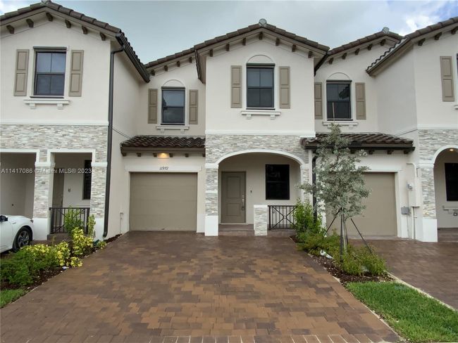 0 - 11972 Sw 244 Ln, Townhouse with 3 bedrooms, 2 bathrooms and null parking in Miami FL | Image 1