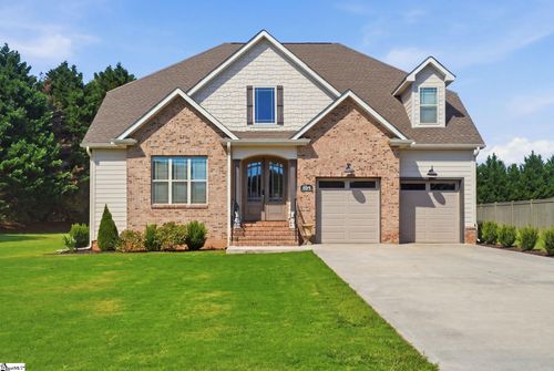 105 Carshalton Dr, Lyman, SC, 29365-9583 | Card Image