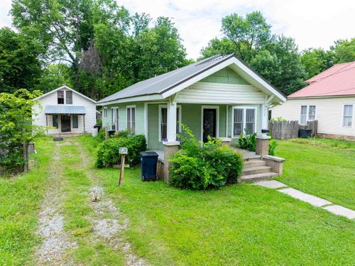 719 S Broad Street, Batesville, AR, 72502 | Card Image