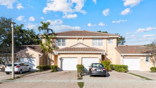 3811-3811 Nw 90th Way, Sunrise, FL, 33351-8817 | Card Image