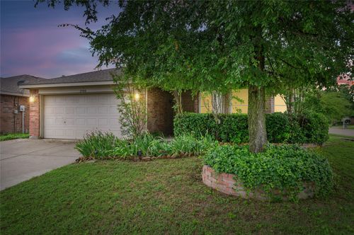 2900 Bluffs Ct, Mckinney, TX, 75071-2635 | Card Image