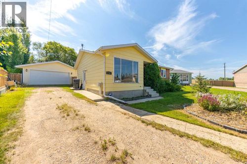 4705 52 Street, Kitscoty, AB, T0B2P0 | Card Image