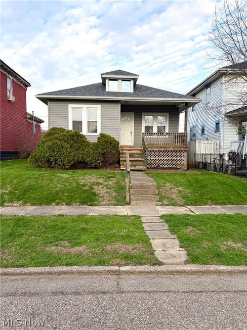 776 Larzelere Ave, Zanesville, OH, 43701-5265 | Card Image