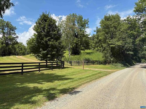 3047 Whippoorwill Rd, MADISON, VA, 22727-2911 | Card Image