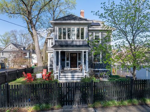 155 Prospect St, Northampton, MA, 01060-2134 | Card Image