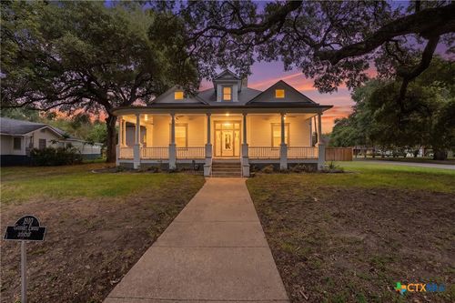 604 Saint Michael St, Gonzales, TX, 78629-4050 | Card Image