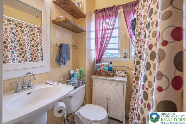 754 W Cumberland St, Townhouse with 3 bedrooms, 2 bathrooms and null parking in Allentown PA | Image 17