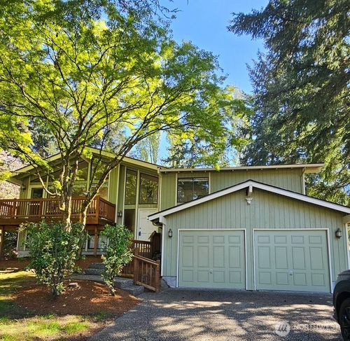 13919 Se 3rd Pl, Bellevue, WA, 98005-3742 | Card Image