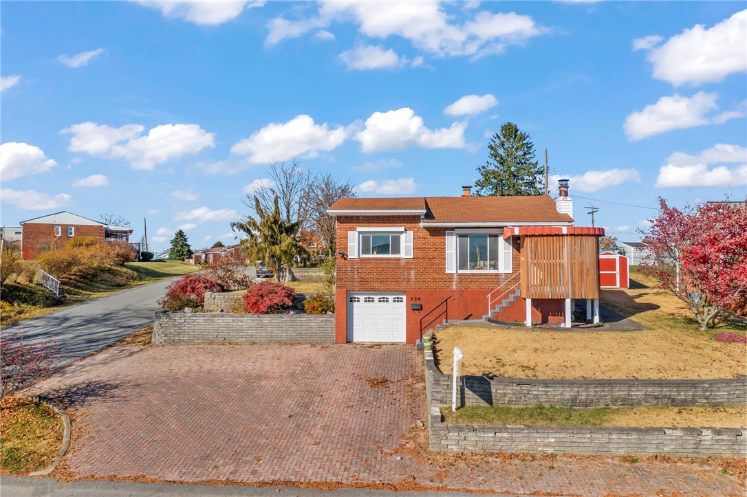 Woodhill Rd, West Mifflin, PA 15122