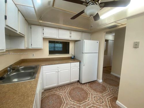 apt-305h-6890 Royal Palm Blvd, Margate, FL, 33063-7250 | Card Image