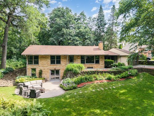 1429 Skiles Ln, Arden Hills, MN, 55112-3618 | Card Image