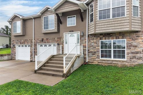 16654 Holy Cross Ln, Saint Robert, MO, 65584-7852 | Card Image