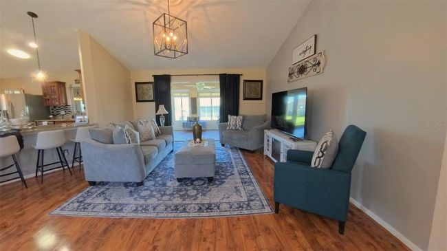 Living Room | Image 6