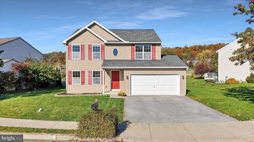 8 Highcroft Drive, MORGANTOWN, PA, 19543 | Card Image