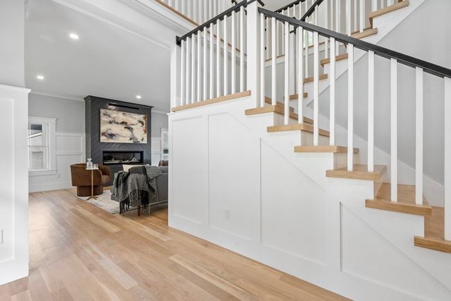 21 Jayne Rd, House other with 5 bedrooms, 4 bathrooms and 2 parking in Needham MA | Image 4