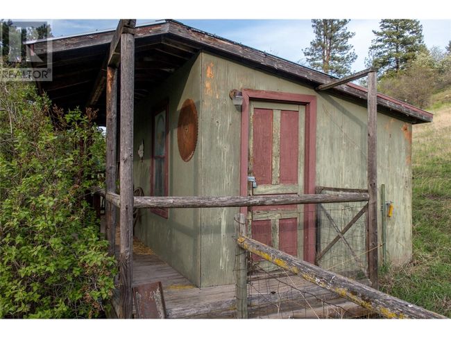 6655 Cosens Bay Rd, House other with 7 bedrooms, 5 bathrooms and 8 parking in Coldstream BC | Image 85